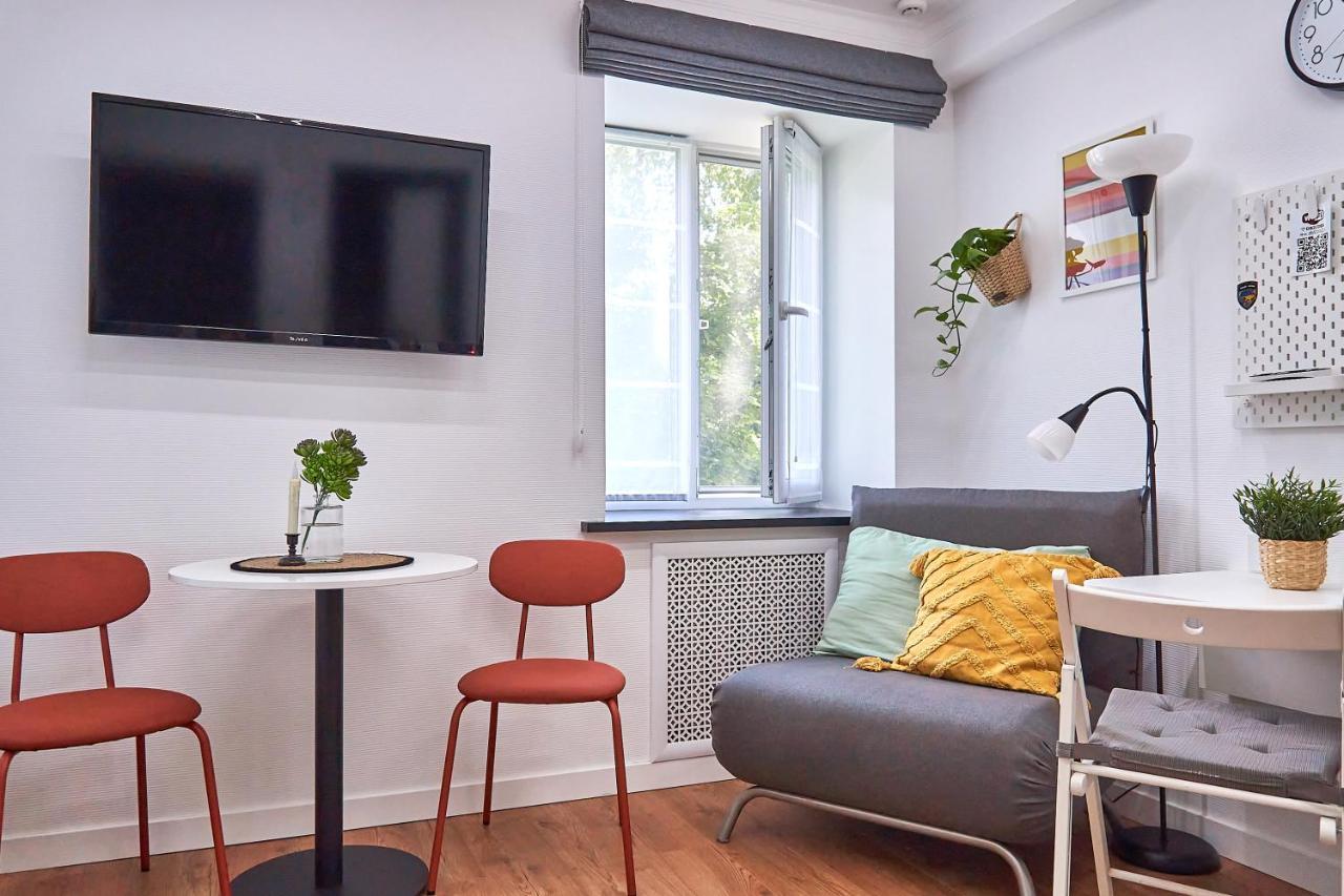 Розкішні Апартаменти - Парк Олександрія, Кава, Чай, Wifi Bila Tserkva Exterior photo